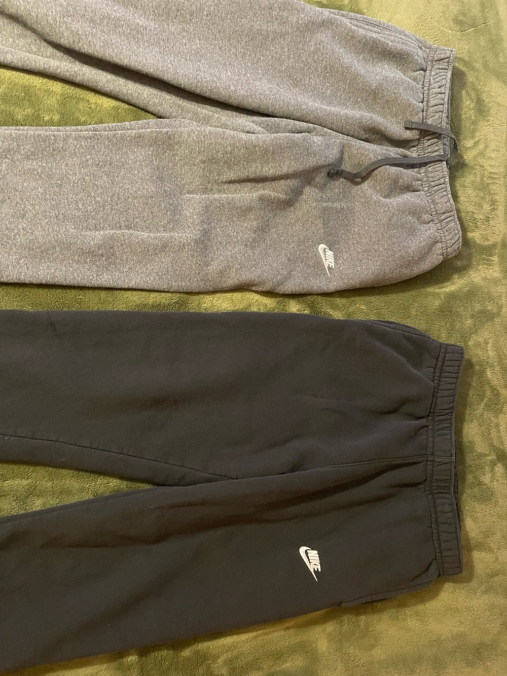 Nike  Two-Pack Jogger Sweatpants in Gray & Black